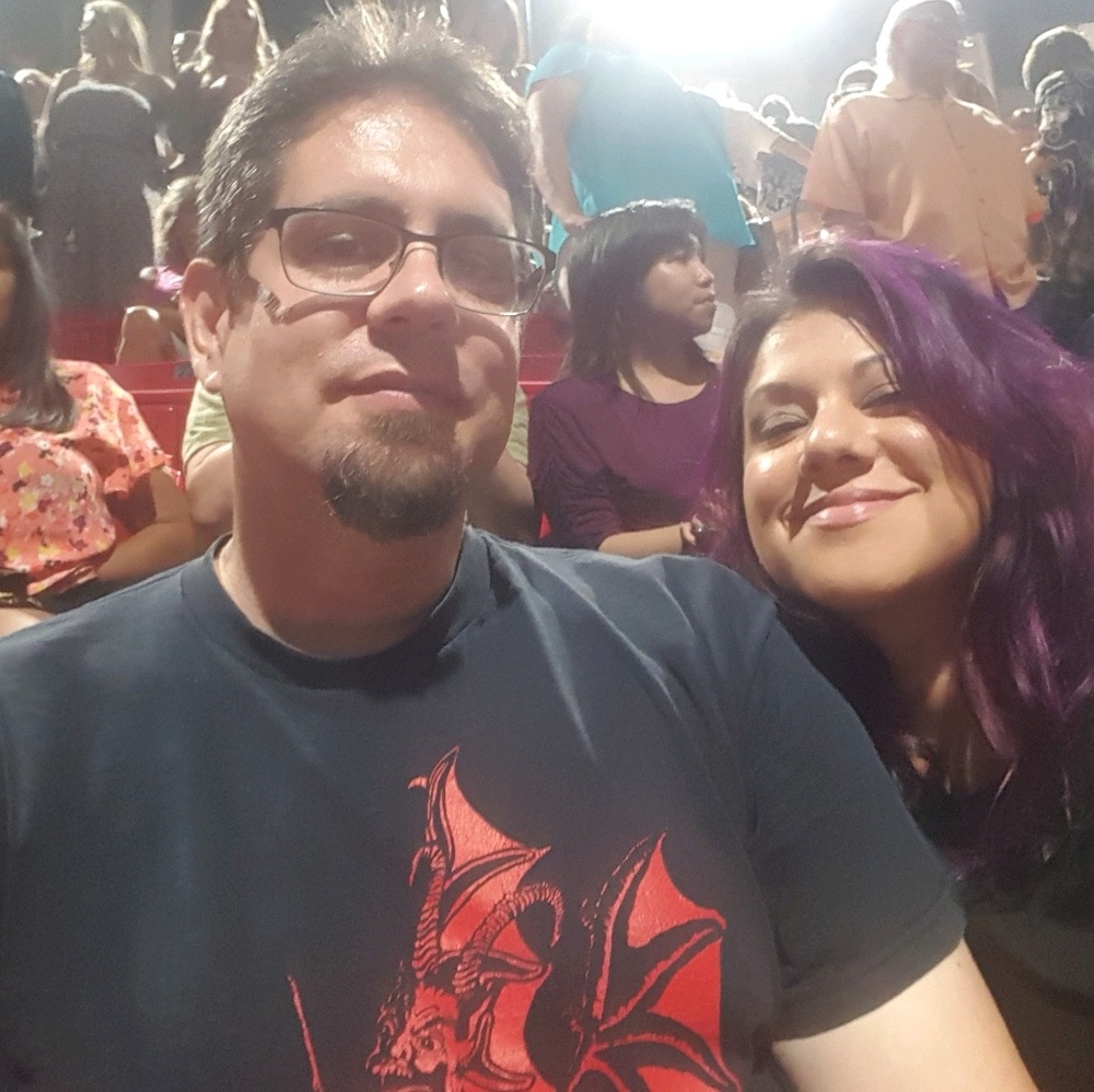 Meet your Posher, Aida